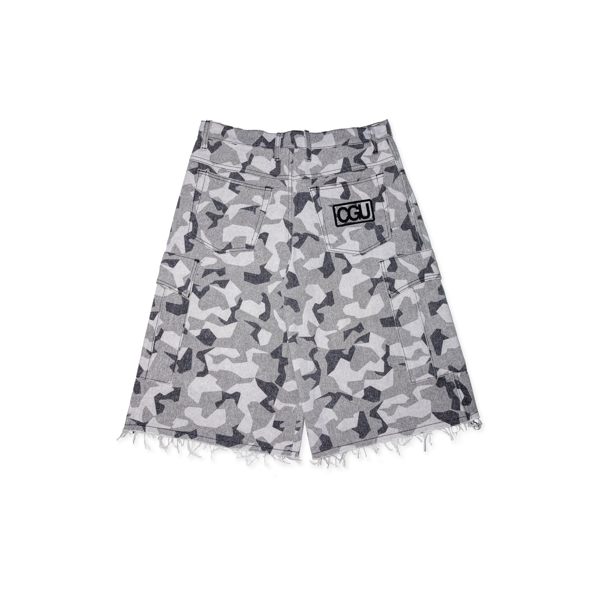 SNOW CAMO CARGO SHORT